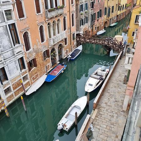 Ca' Cappello Venice Apartment 2 With Canal View Bagian luar foto