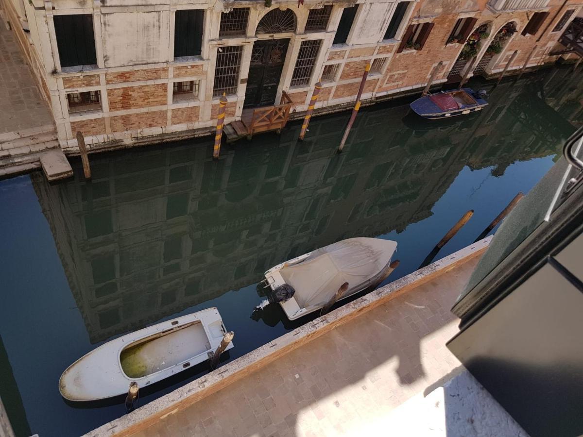 Ca' Cappello Venice Apartment 2 With Canal View Bagian luar foto