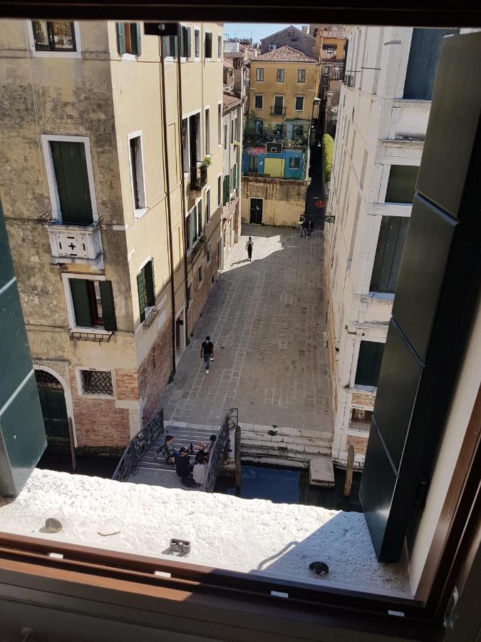 Ca' Cappello Venice Apartment 2 With Canal View Bagian luar foto