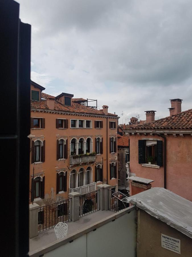 Ca' Cappello Venice Apartment 2 With Canal View Bagian luar foto